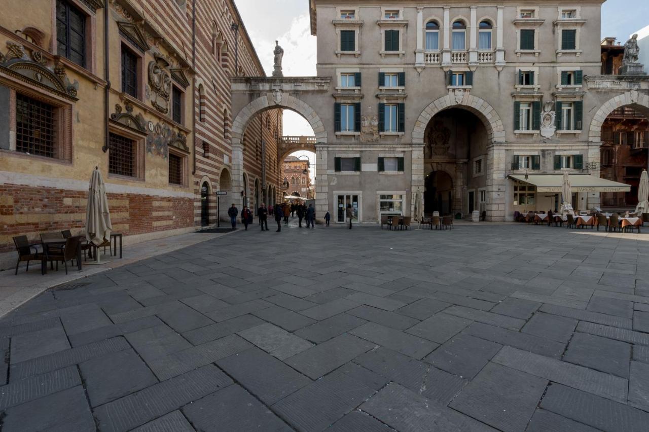 Domus Nova Palace - Italian Homing Verona Exterior foto
